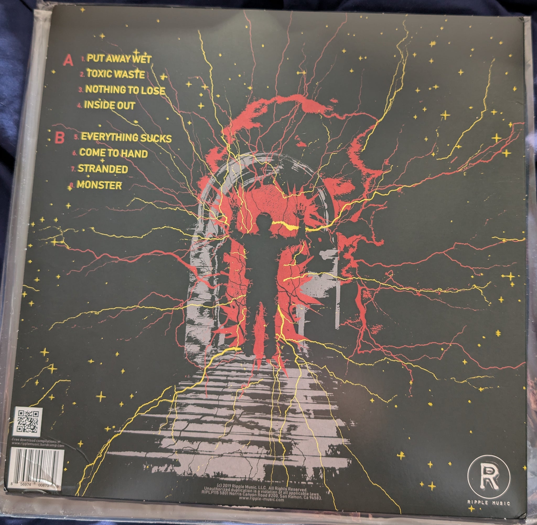 Void Vator Stranded 45 rpm album stereo label Ripple Music